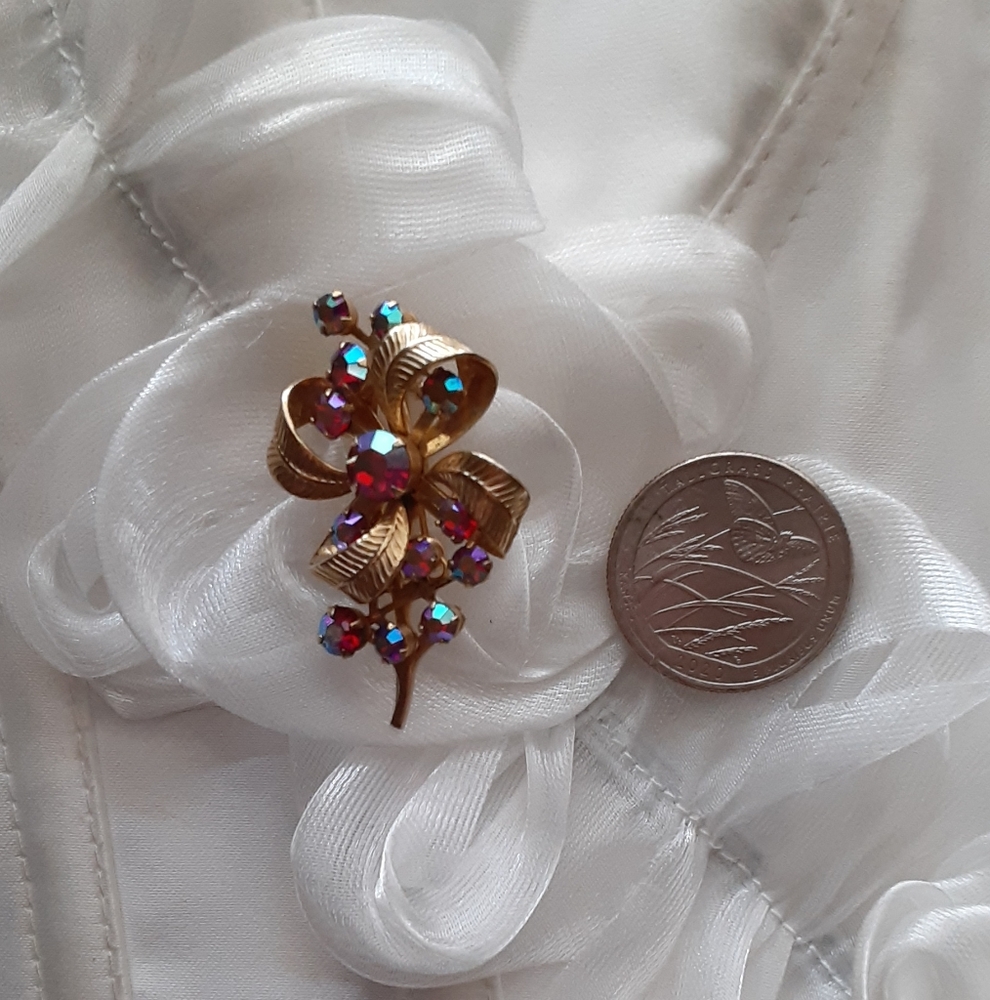 Vintage Antique Aurora Borealis Bow Brooch - Picture 7 of 9